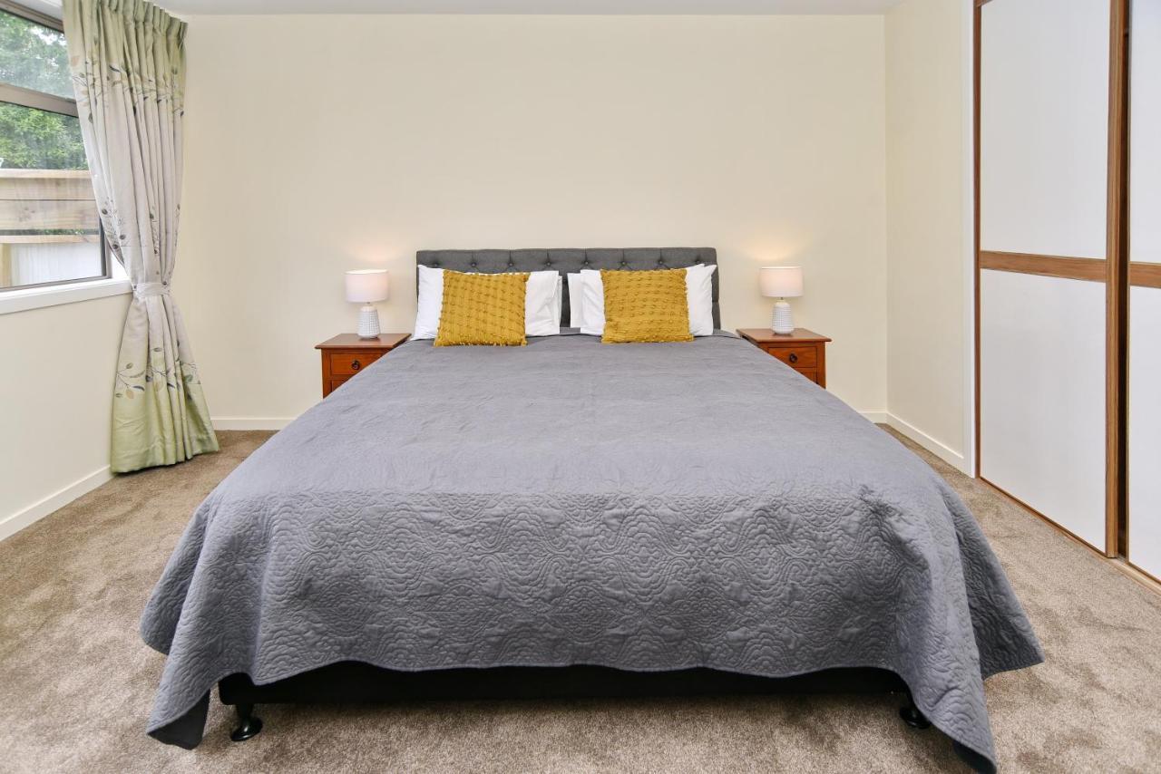 Clyde 106 - Christchurch Holiday Homes Экстерьер фото