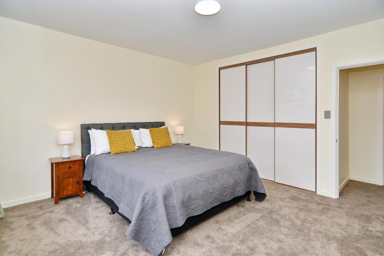 Clyde 106 - Christchurch Holiday Homes Экстерьер фото